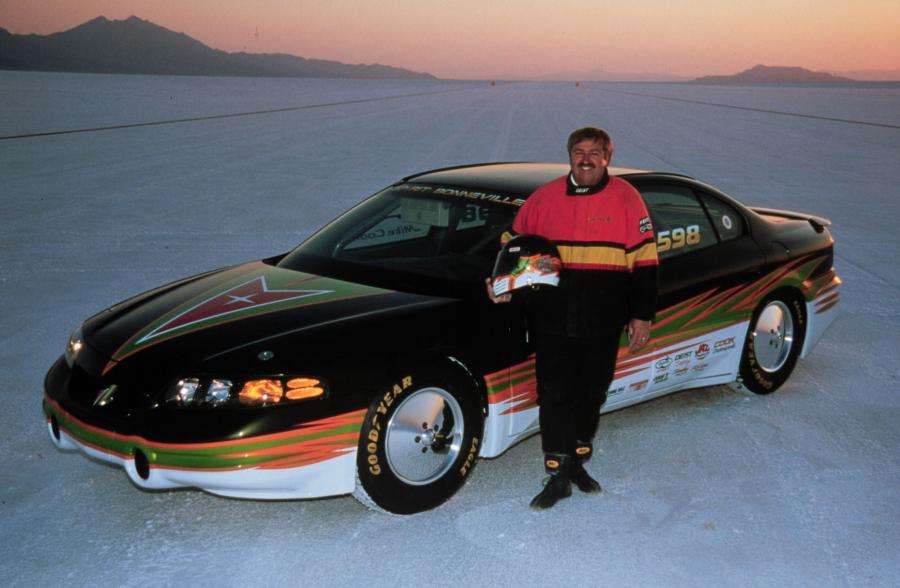  Pontiac Bonneville Salt Flats Racer 2000 года  (фото 6 из 6)